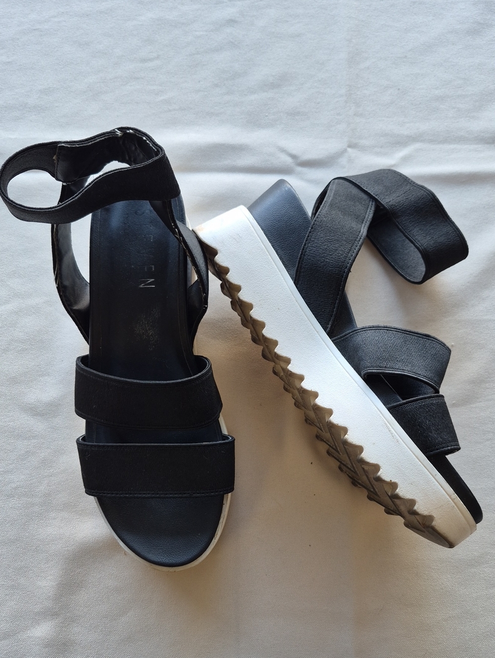 Steve Madden Black Platform Sandals with Ankle Strap